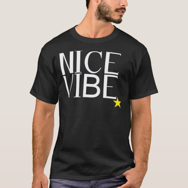 Camiseta NICE VIBE Ichigo [BLEACH] T-shirt clássic (Frente)