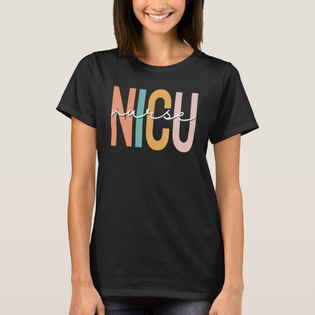 Camiseta NICU Enfermeira Neonatal ICU Enfermeira Especialis (Frente)