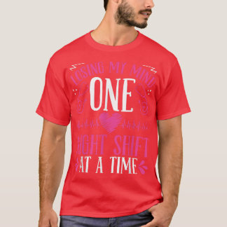 Camiseta Night Shift Emergency Room Nurse Girlfriend ER Nur