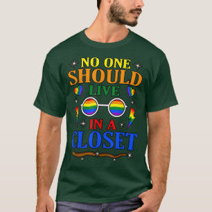 Camiseta Ninguém Deveria Viver No Gay de Closet Mês do Orgu