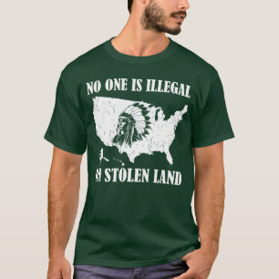 Camiseta Ninguém é Ilegal em Terra Roubada