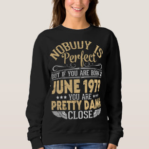 Camiseta Ninguém É Perfeito, Mas Se Você É Nascer Em Junho