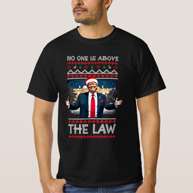 Camiseta Ninguém Está Acima Da Lei Xmas Biden Engraçado Tru (Frente)
