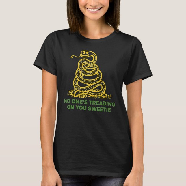 Camiseta Ninguém está pisando em você Docinho 2 (Frente)