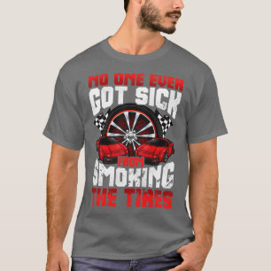 Camiseta Ninguém nunca ficou doente por fumar o carro dos p