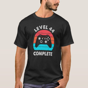Camiseta Nível 44 Concluir 44 Anos De Casamento De Aniversá