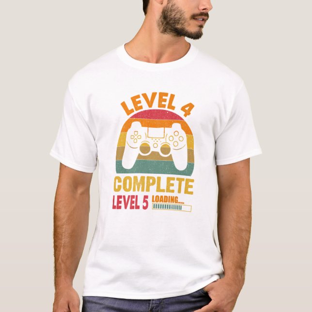 Camiseta Nível 4 Completo Vintage Retro (Frente)