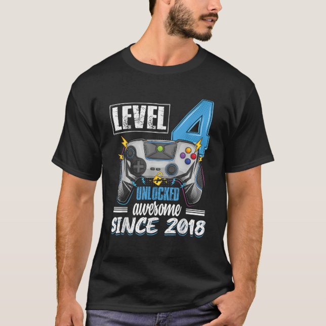 Camiseta Nível 4 Desbloqueado incrível 2018 4º aniversário  (Frente)
