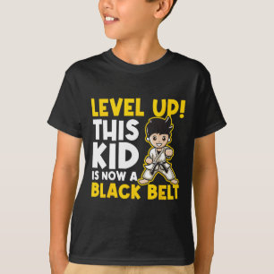 Camiseta Nível Acima Essa Criança Agora É Uma Faixa Preta -