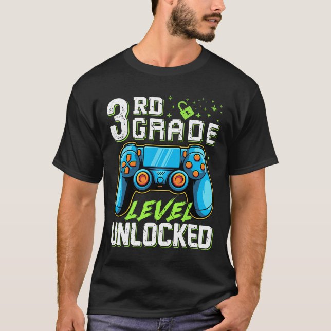 Camiseta Nível De Terceiro Nível Desbloqueado De Volta Para (Frente)