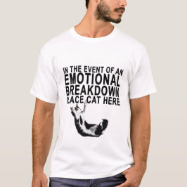 CAMISETA NO CASO DE UM CAT H DO LUGAR DA DIVISÃO EMOCIONAL