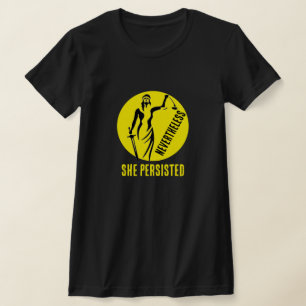 Camiseta "No entanto, ela persistiu" e Lady Justiça