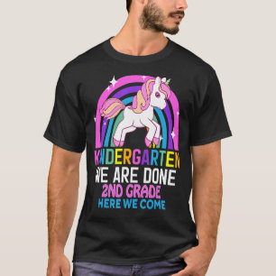 Camiseta No Jardim De Infância Terminamos segundo Graduado