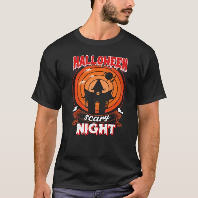 Camiseta Noite assustadora do Halloween (Frente)