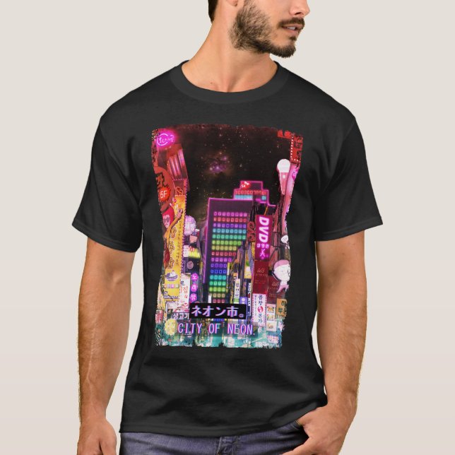 Camiseta Noite de Tóquio sobre roupa estética japonesa (Frente)