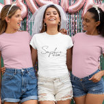 Camiseta Noiva Personalizada<br><div class="desc">Bem-vindos à nossa coleção de produtos de noiva personalizados no Zazzle! Aqui, nos especializamos em criar itens únicos e personalizáveis para celebrar a jornada de nos tornarmos noivas. Quer você esteja planejando seu casamento de sonho ou procurando os presentes perfeitos para o chá de panela, nós o cobrimos.</div>