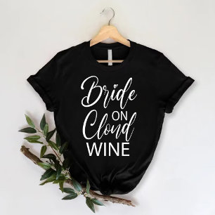 Camiseta Noiva sobre Vinho na Nuvem Festa de solteira eng