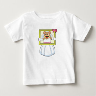 Camiseta Noiva Urso com vestido de noiva e moldura de image
