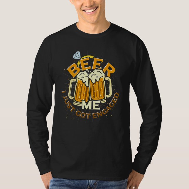 Camiseta Noivado de Casal com Recente Engajamento da Cervej (Frente)