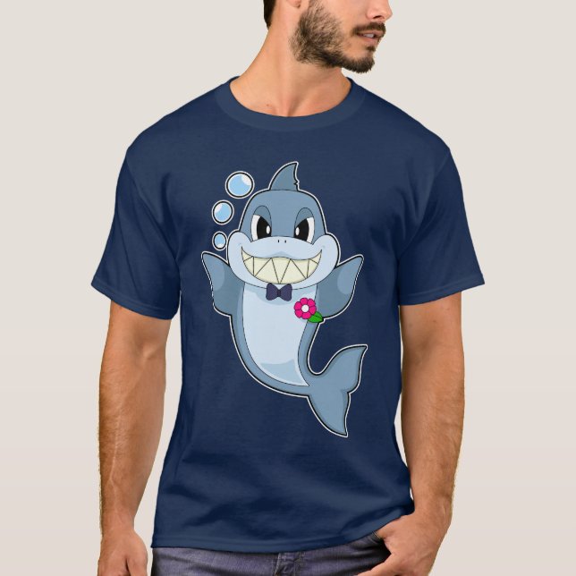Camiseta Noivado de Tubarão Gravata Borboleta Casamento (Frente)