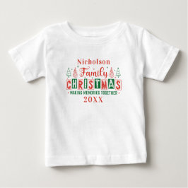Camiseta Nome da família personalizada Red Green Christmas
