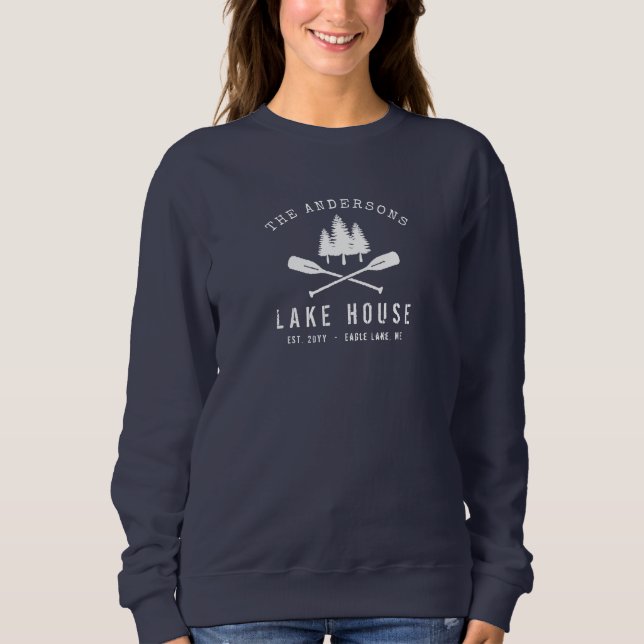 Camiseta Nome da Família Rustic Lake House Boat Oars Trees (Frente)