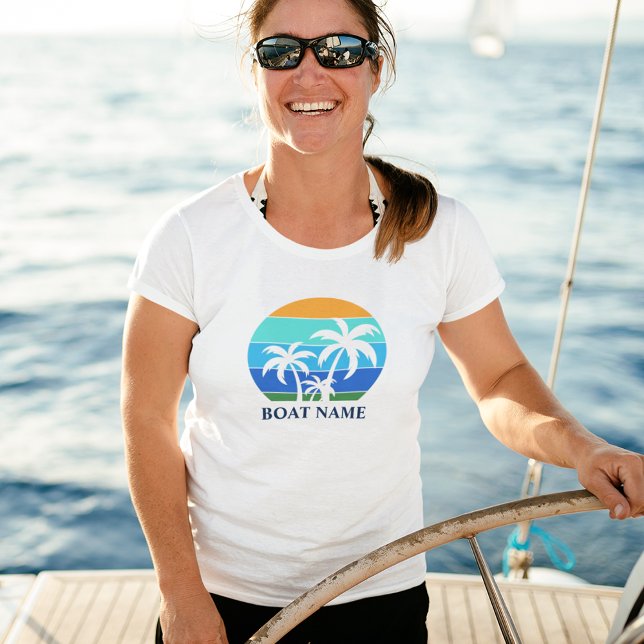 Camiseta Nome do Barco Sun Palm Trees White (Customize to change text size or color.)