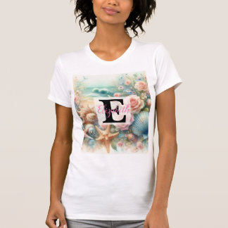 Camiseta Nome do monograma na aquarela Flores de conchas ma