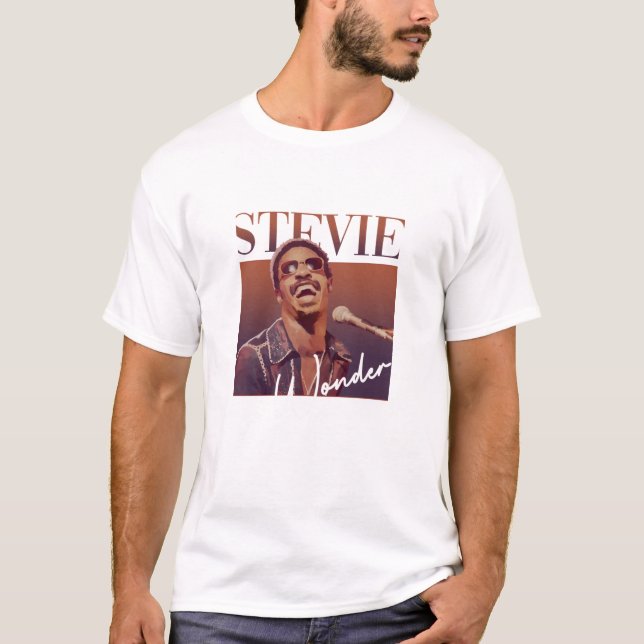 Camiseta Nome do Palco Multi Instrumentalista Stevie Wonder (Frente)