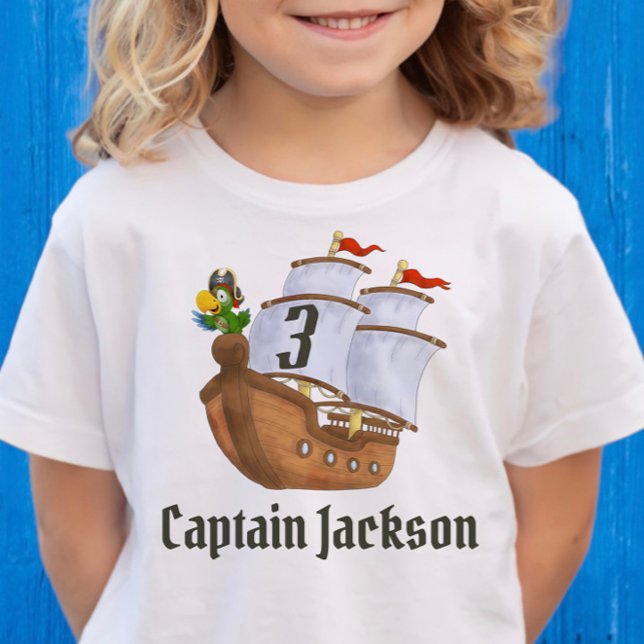 Camiseta Nome e Idade do Aniversário do Navio Pirata (pirate kids birthday shirt with year and name parrot pirate ship design with "captain" )