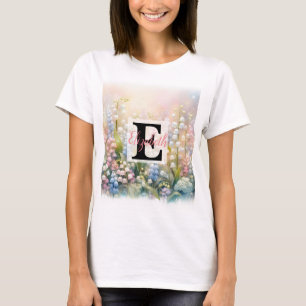 Camiseta Nome monograma em aquarela Flores em pastos