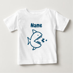 Camiseta Nome personalizado do bebê tubarão bonito