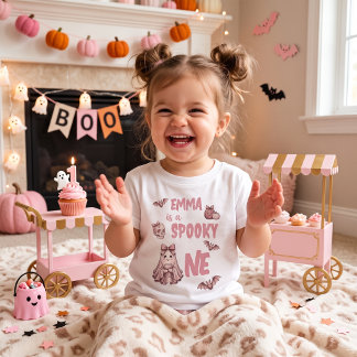 Camiseta Nome Personalizado é uma Garota Pinkoween Assustad