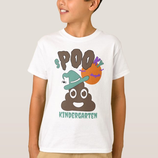 Camiseta Nome Personalizado Engraçado Grau Ano Spooky Poo (Frente)
