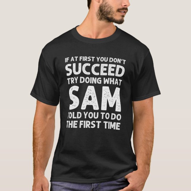 Camiseta Nome SAM Personalizado Aniversário Engraçado Jok d (Frente)