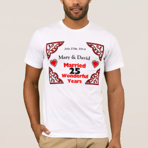 Camiseta Nomes de Corações Negros Vermelhos e Data 25 Anos 