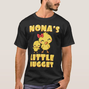 Camiseta Nona's Little Nugget Chicken Lover Avó Mot