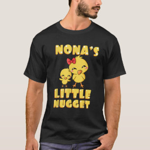 Camiseta Nona's Little Nugget Chicken Lover Avó Mot