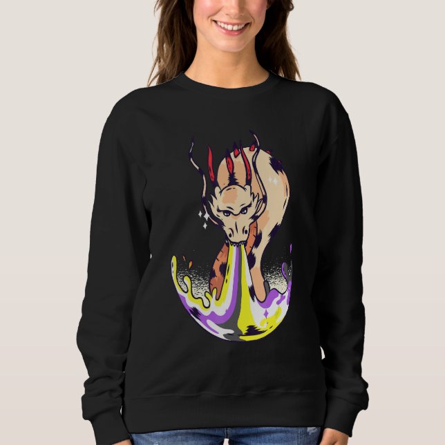 Camiseta Nonbinary Dragon FIre LGBTQ Nonbinary Flag Nonbina (Frente)