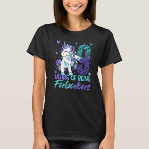 Camiseta Nono Aniversário, Garota de 9 Anos Flexibindo Unic