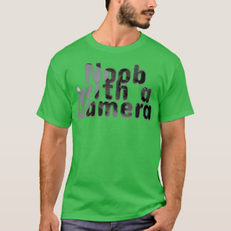 Camiseta Noob com uma câmera