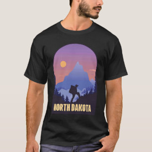 Camiseta North Dakota State USA Hiking Trip Souvenir