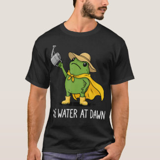 Camiseta Nós Regamos ao Amanhecer Jardim Sapo Meme Planta