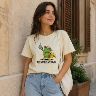 Camiseta Nós Regamos ao Amanhecer | Presente Fofo Meme de S