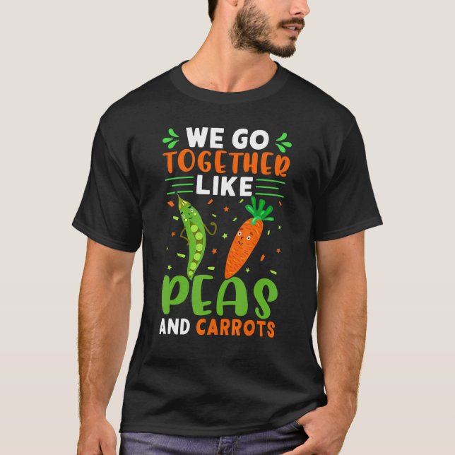 Camiseta Nós Vamos Junto Como Ervilhas E Cenouras (Frente)