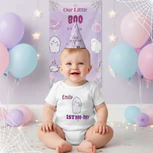 Camiseta Nosso Pequeno Boo Aniversário de 1 ano no Hallowee