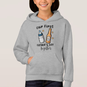 Camiseta Nosso Primeiro Dia de os pais Junto De Garrafas De