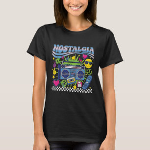 Camiseta Nostalgia Y2K Retro Boombox Cassete Coração Pixel 