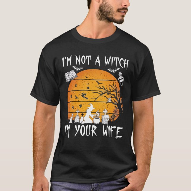 Camiseta Not Witch Wife Halloween Sunset Cauldron_1 (Frente)