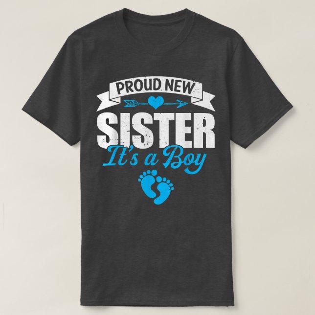 Camiseta Nova Irmã Orgulhosa Da Família Retro É Um Menino G (Frente do Design)